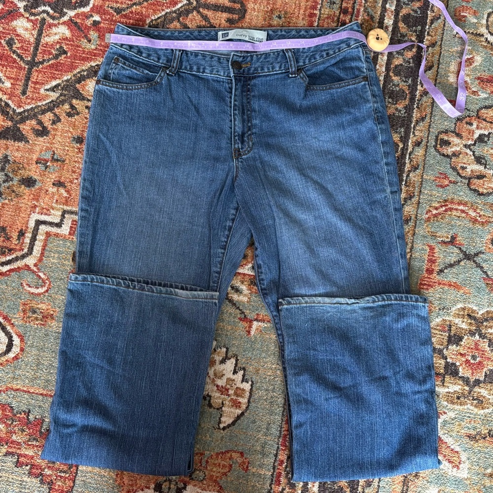 Vintage GAP Curvy Low Rise Stretch Jeans - Classic Blue